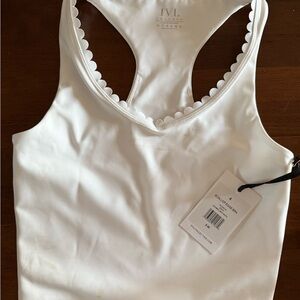 IVL White Scallop Trim Women's Top